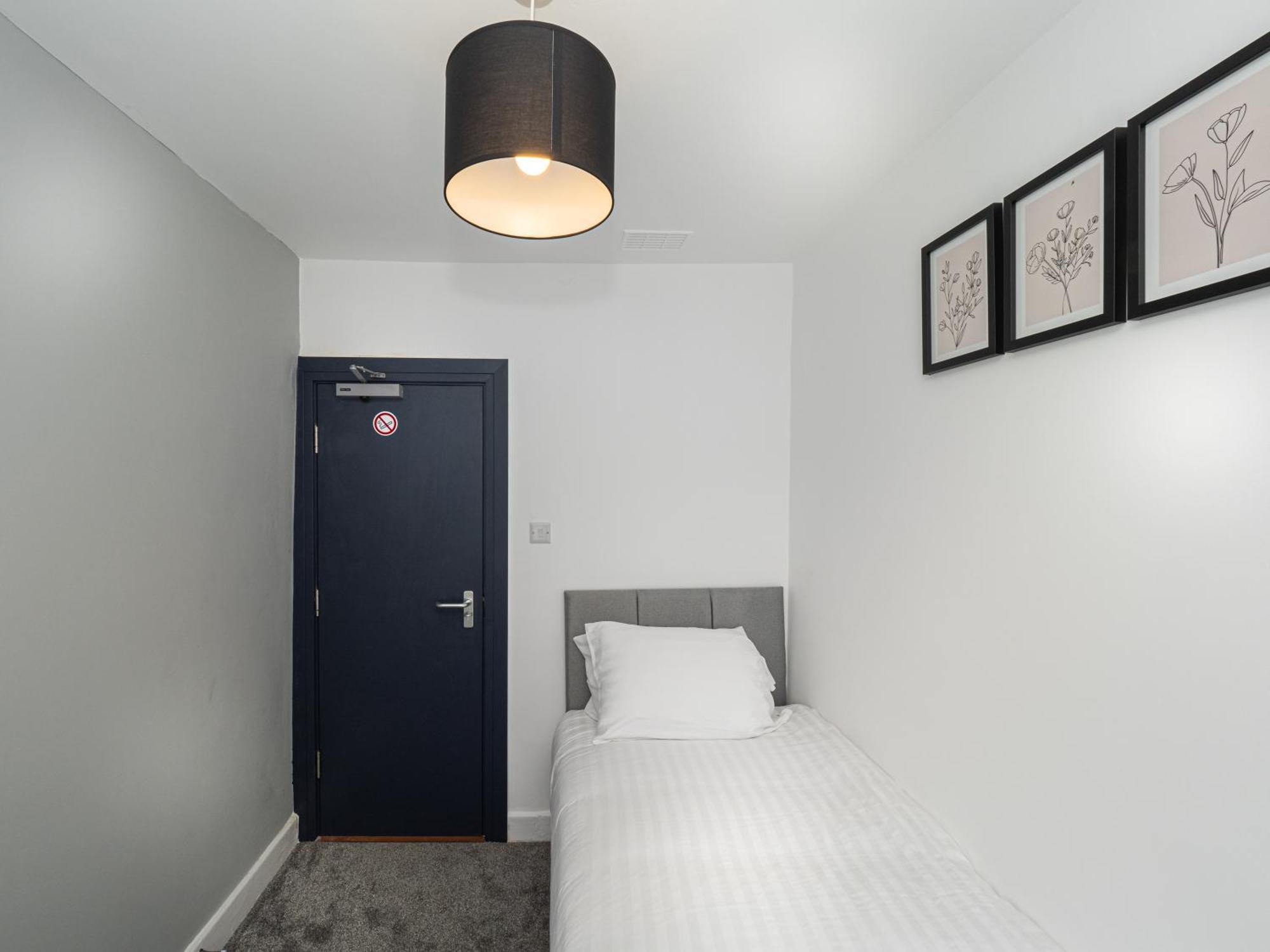 3Br Haven Retreat In Wallasey With Free Street Parking Exterior photo